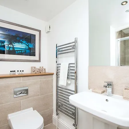 Your Beaufort House Бристоль