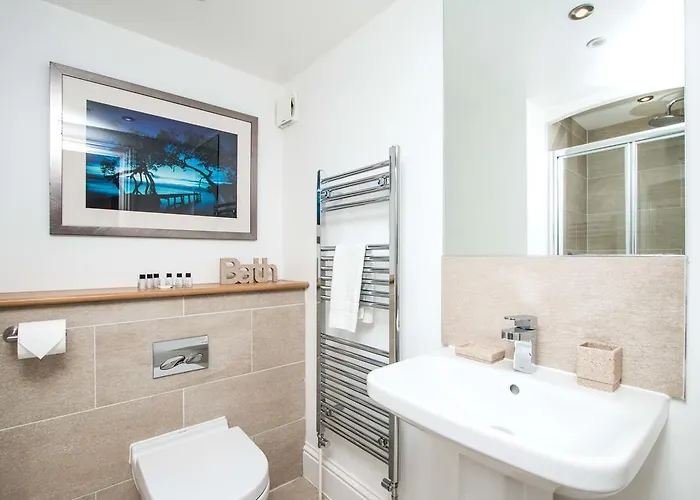 Your Beaufort House Бристоль